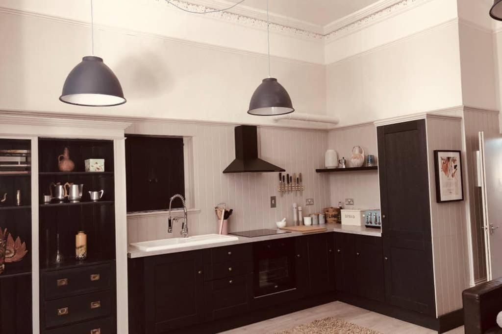 Seaside Escape - Gorgeous 2 Bed Apartment In St-Leonards-On-Sea 헤이스팅스 외부 사진